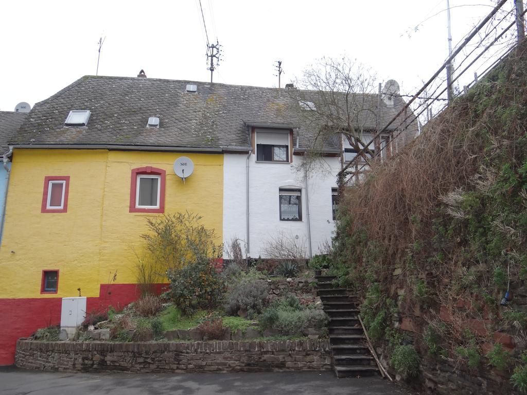 Haus Am Bachgasse - Haus Von 1777 Mit Sauna 摩泽尔河畔的泽尔 外观 照片